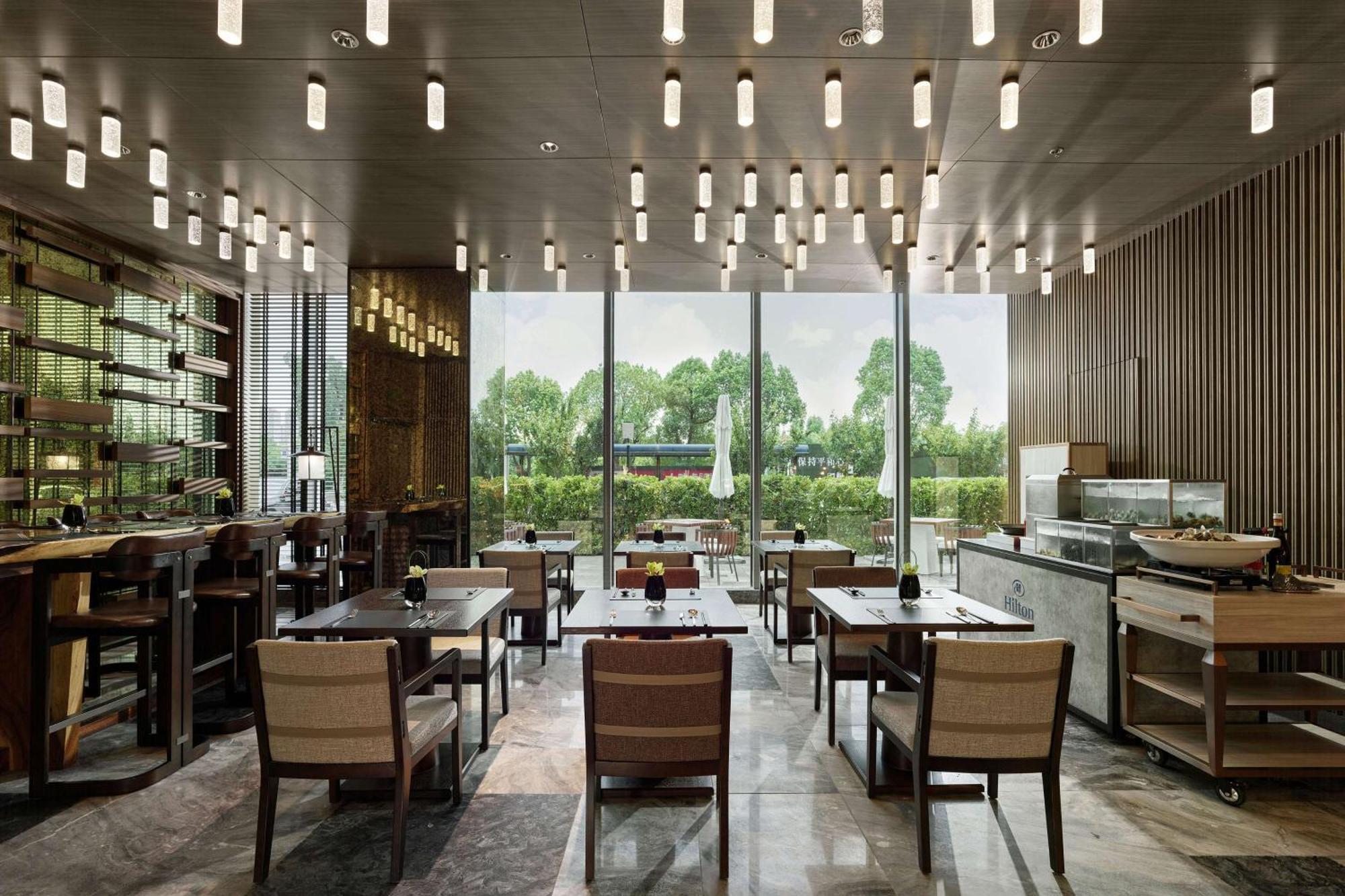 Hilton Suzhou Yinshan Lake Hotel Exterior photo